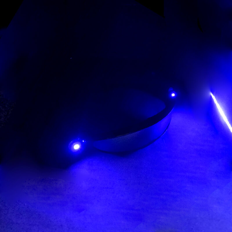Mắt kính đèn led laser