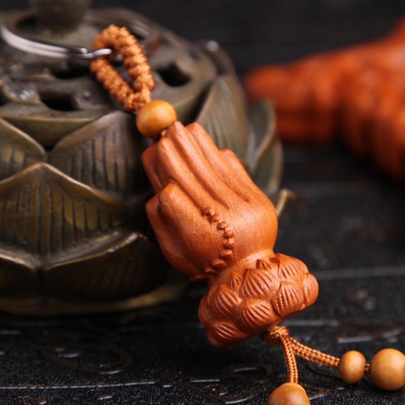 Móc khóa gỗ hình bàn tay Phật tọa Đài Sen