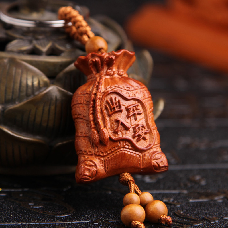 Móc khóa túi tiền khắc chữ phúc bằng gỗ